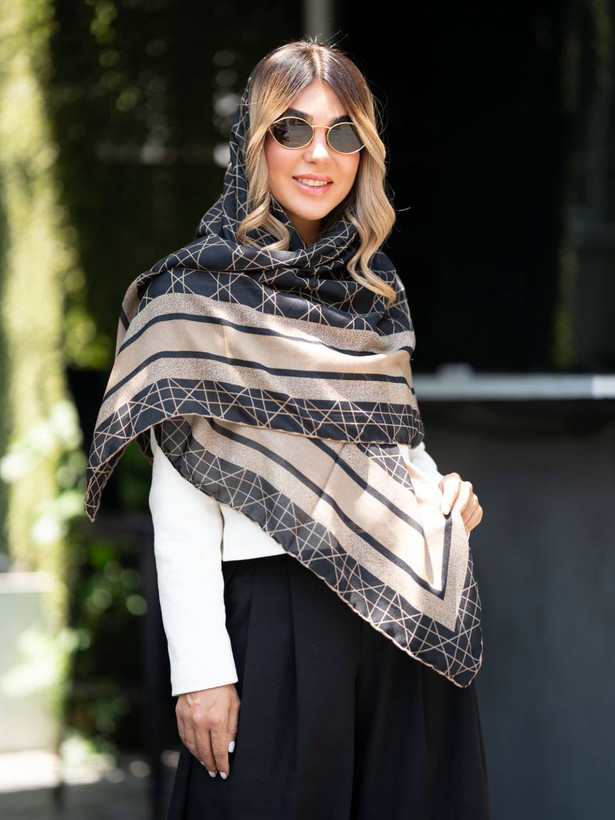 روسری زنانه نخی قواره ۱۴۰