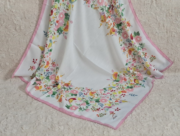 روسری دخترانه نخی میس رز قواره ۱۰۰