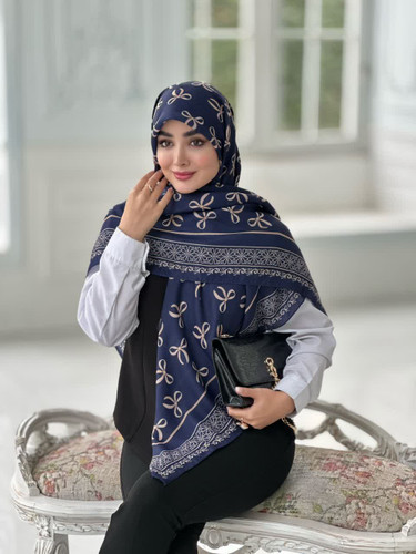 روسری زنانه سوپرنخ قواره ۱۴۰