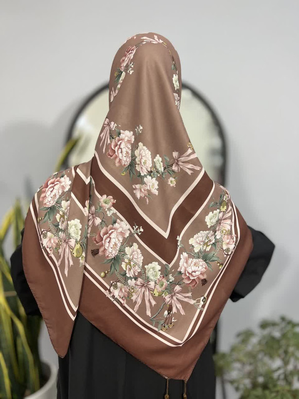 روسری کرپنخ گلدار