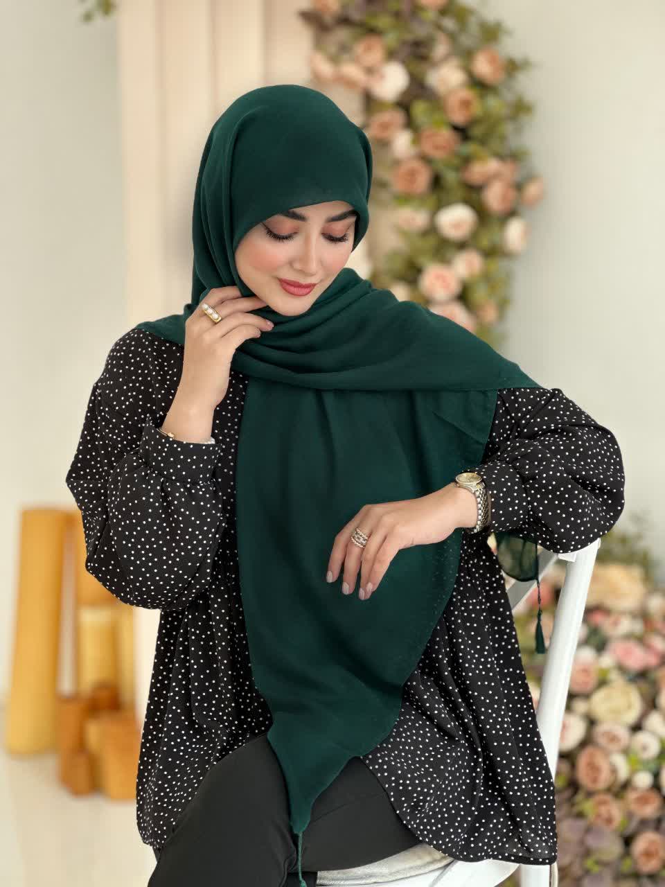 روسری نخی ساده زنانه تکرنگ قواره ۱۴۰(مجموعه اقتصادی)