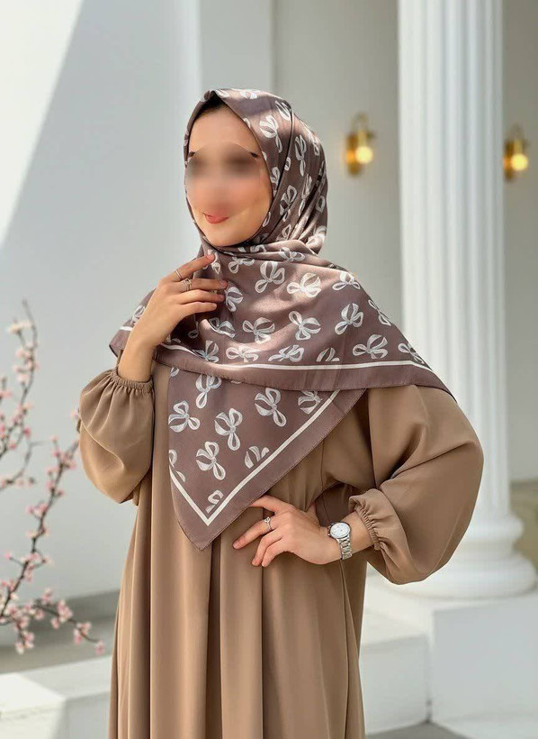 روسری سوپرنخ زنانه میس رز قواره ۱۲۰(مجموعه اقتصادی)