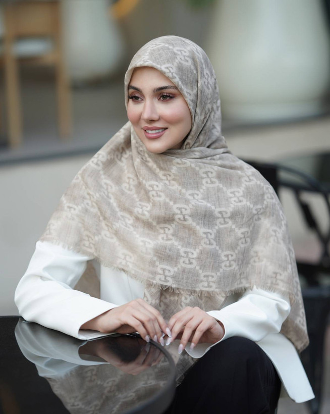 روسری نخ وارداتی سنگشور زنانه قواره ۱۳۰