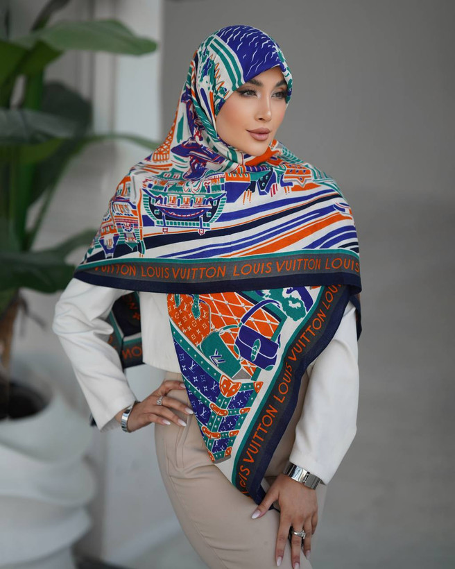 روسری نخی سیااسکارف چهارفصل