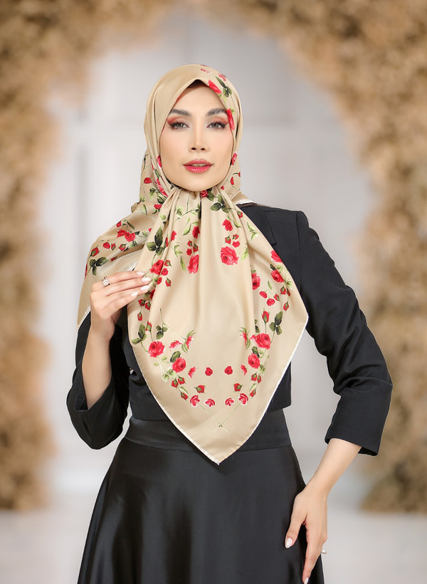 روسری ابریشم توییل کجراه زنانه طرح باربری قواره ۱۲۰