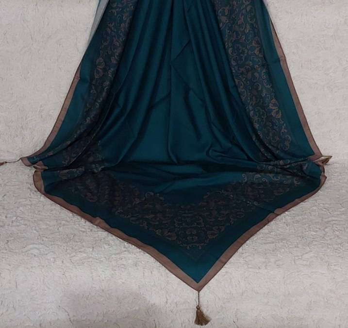 روسری سوپرنخ زنانه میس رز قواره ۱۴۰(مجموعه اقتصادی)