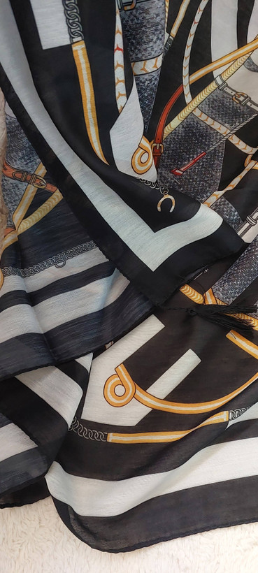 روسری زنانه میس رز