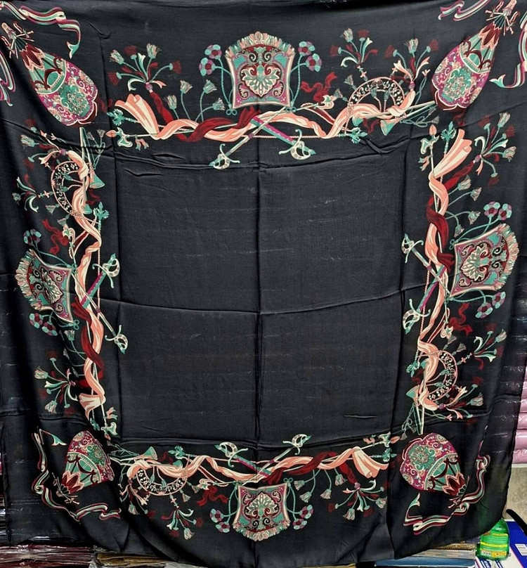 روسری نخی سیااسکارف زنانه چهارفصل قواره ۱۳۵