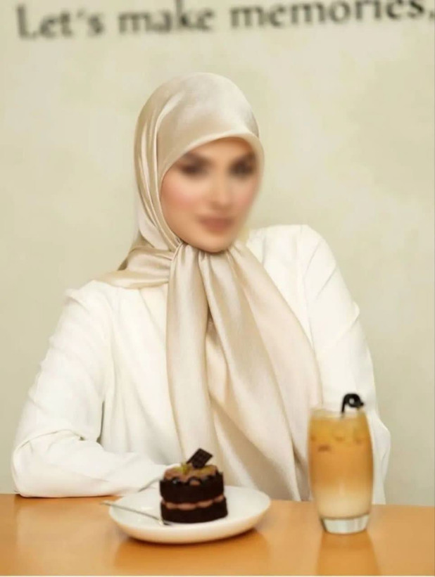روسری کریستال زنانه قواره ۱۴۰(مجموعه اقتصادی)