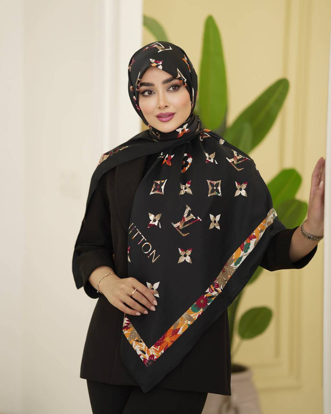 روسری ابریشم توییل کجراه زنانه قواره ۱۳۵